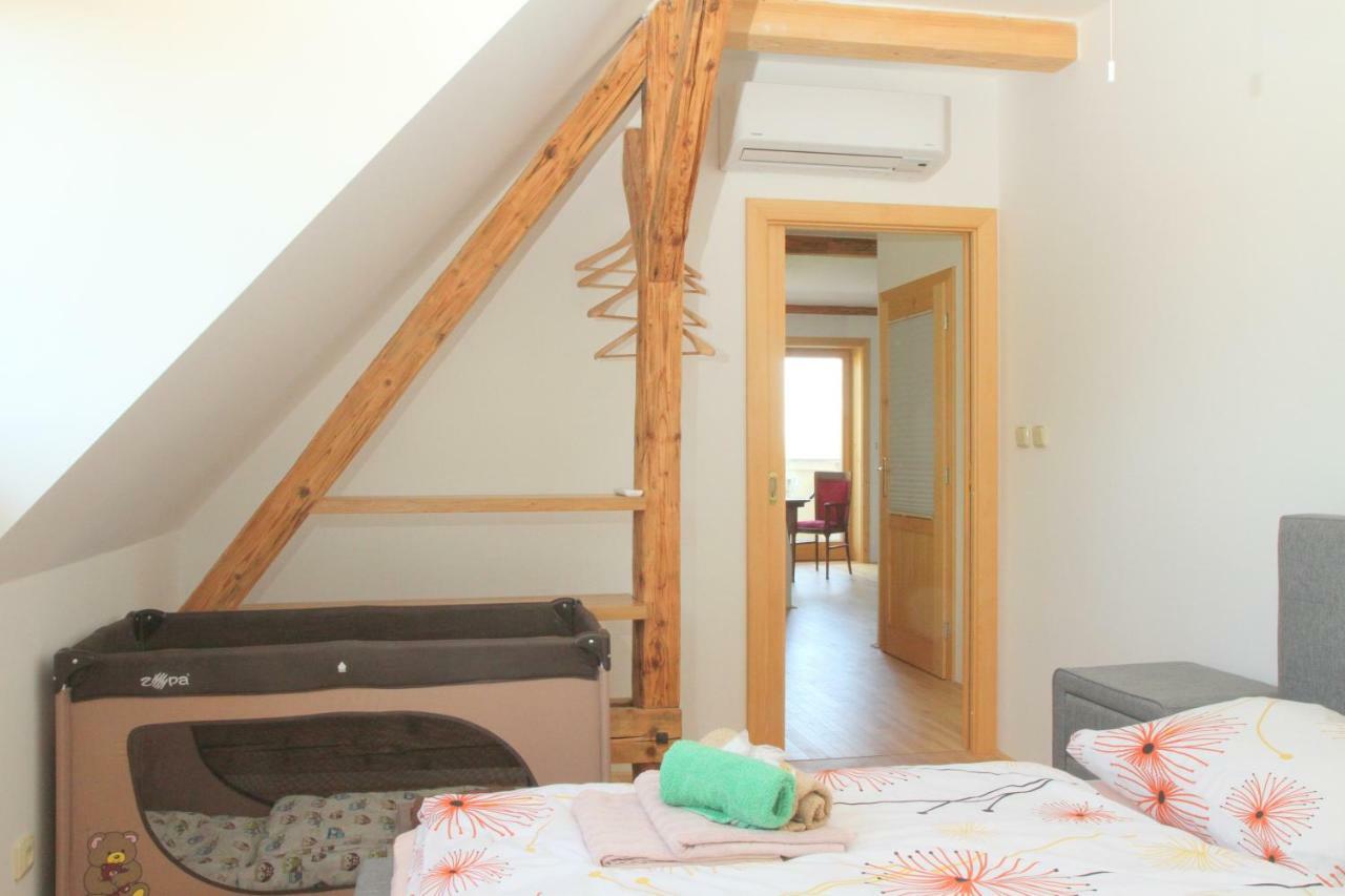 Apartman Nella วาลติตซา ภายนอก รูปภาพ